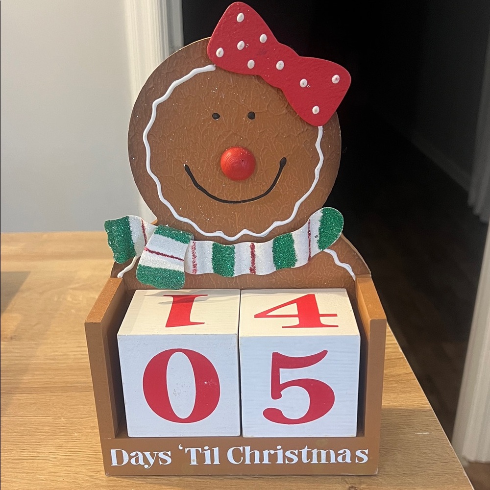 Gingerbread Countdown Calendar with Red Bow